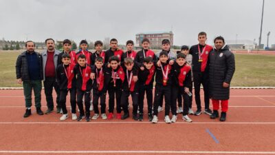 İMKB Müşir Zeki Paşa Ortaokulu, Erzurum’da düzenlenen Atletizm Yıldızlar Grup