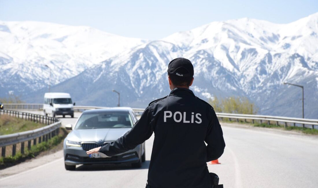 Erzincan İl Emniyet Müdürlüğü ekiplerince aranan şahıslara yönelik yürütülen kapsamlı