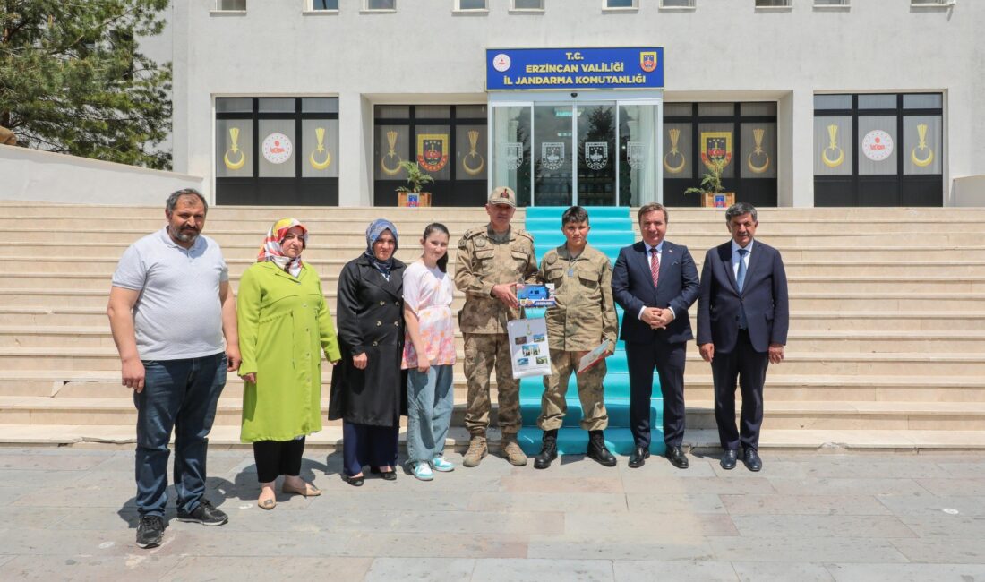 Erzincan’da yürekleri ısıtan anlamlı bir etkinlik gerçekleştirildi. Erzincan İl Jandarma