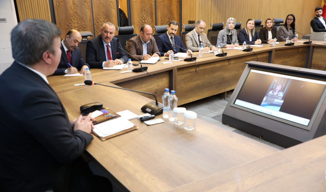 Erzincan Valisi Hamza Aydoğdu’nun başkanlığında, kültürel değerlerin korunarak gelecek nesillere