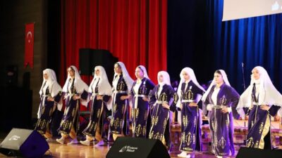 Erzincan Binali Yıldırım Üniversitesi (EBYÜ), bahar şenlikleri kapsamında düzenlediği anlamlı