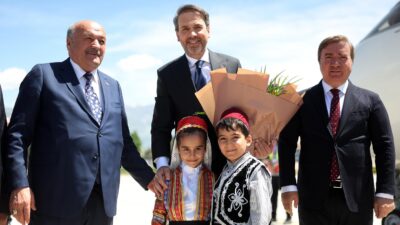 Enerji ve Tabii Kaynaklar Bakanı Alparslan Bayraktar, Erzincan’da çeşitli temaslarda