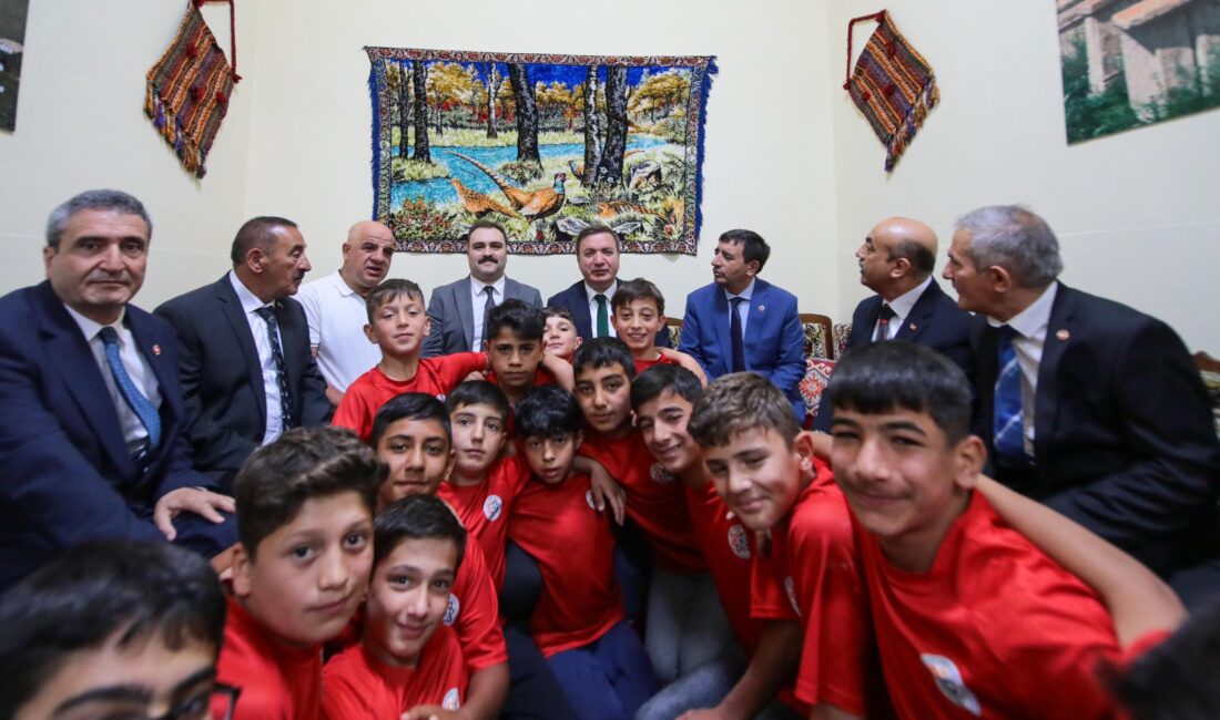 Erzincan Valisi Hamza Aydoğdu, Çayırlı ilçesinde bir dizi ziyaret ve