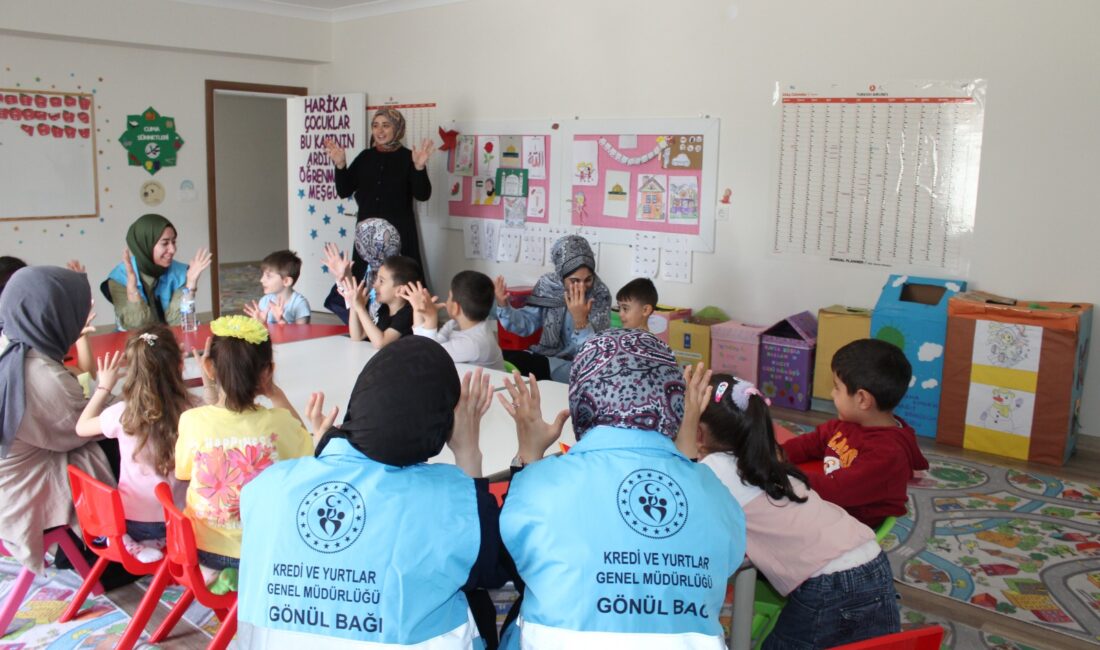 Erzincan Gençlik ve Spor İl Müdürlüğü Erzincan Öğrenci Yurdu gönüllüleri,