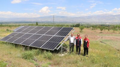 Doğu Anadolu Bölgesi’nin meyvecilikte öne çıkan illerinden Erzincan, tarımda teknolojiyi