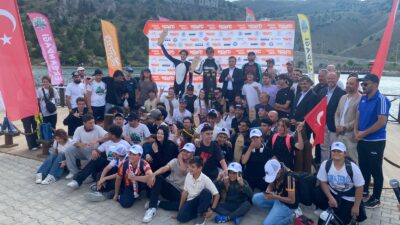 Erzincan, 21 ülkeden 50 sporcunun katıldığı 2025 Dünya Kaykay İniş
