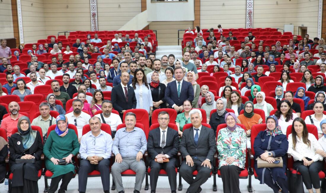 Erzincan Valisi Hamza Aydoğdu, İl Milli Eğitim Müdürü Hacı Ömer