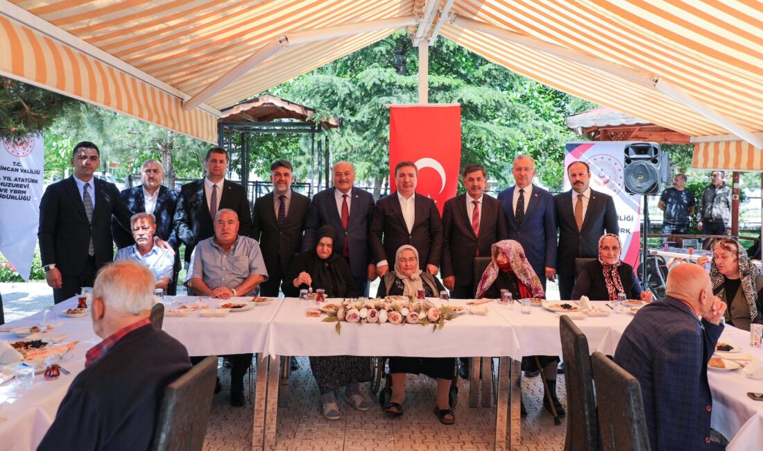 Erzincan Valisi Hamza Aydoğdu ,Ak Parti Erzincan Milletvekili Süleyman Karaman,