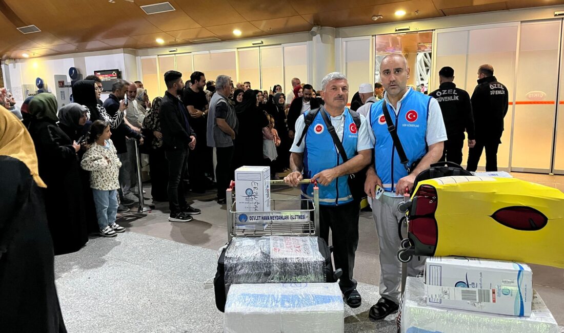 Erzincan’dan direkt uçuşla kutsal topraklara giderek hac ibadetlerini yerine getiren