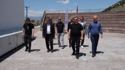 Erzincan Belediyesi tarafından hayata geçirilen Esentepe Rekreasyon Alanı Projesi’nde üçüncü