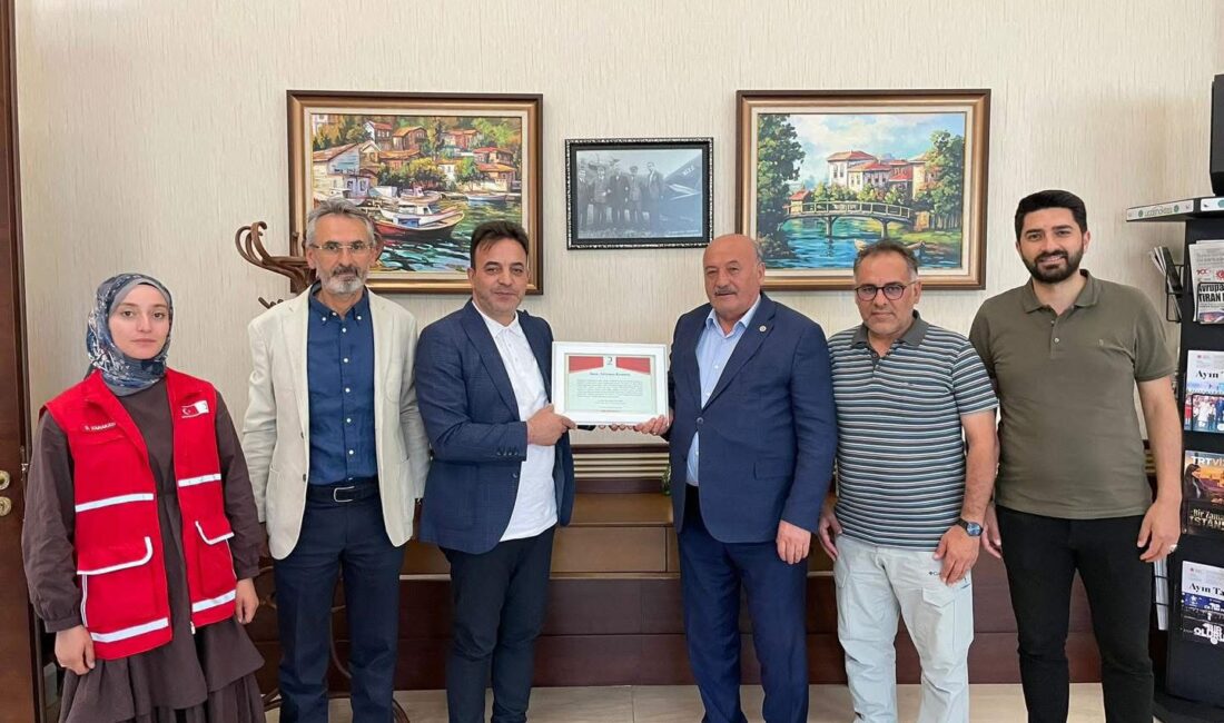 AK Parti Erzincan Milletvekili Süleyman Karaman, Kurban Bayramı süresince yürüttüğü