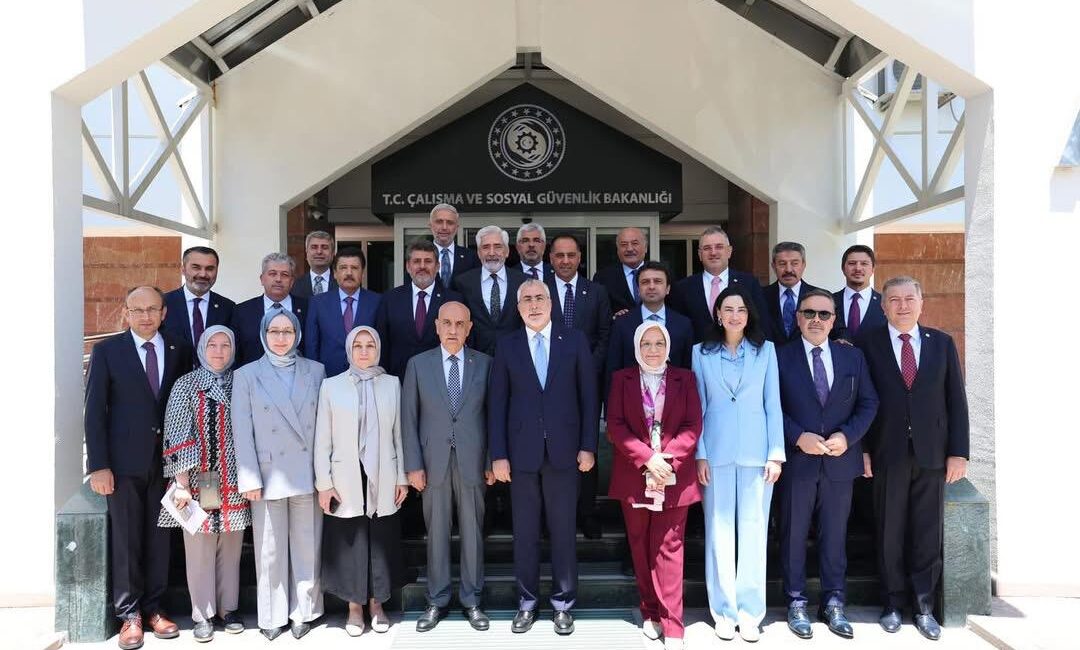 AK Parti Erzincan Milletvekili Süleyman Karaman, AK Parti Grup Başkan