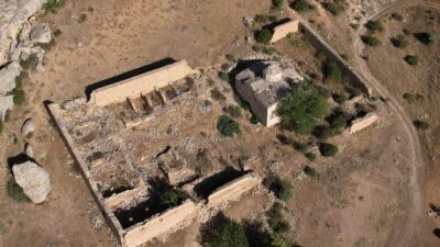 Erzincan Üçpınar Köyü’nde 1854 yılında inşa edilen Abrenk Kilisesi ve