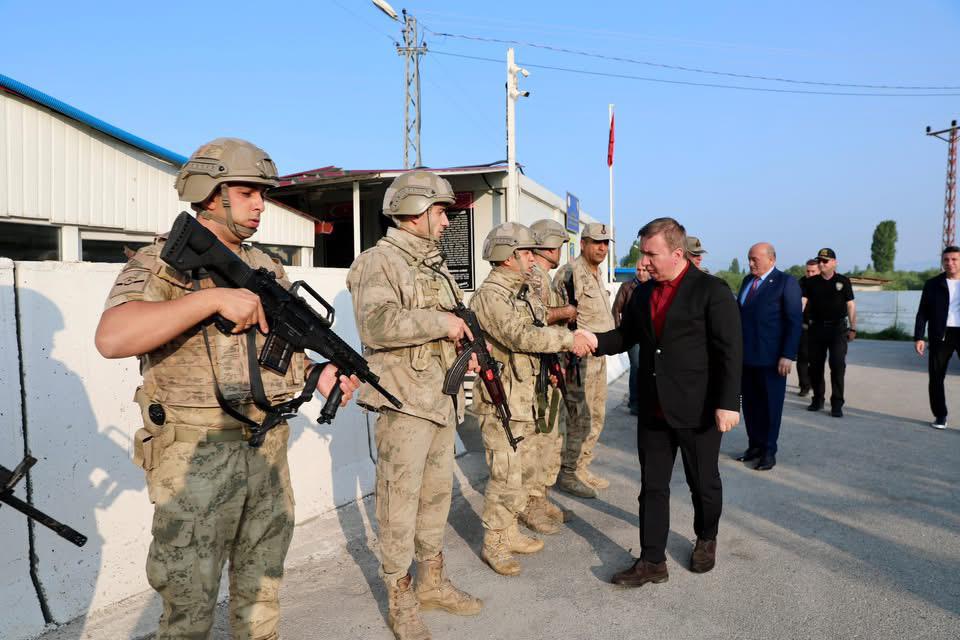 Erzincan Valisi Hamza Aydoğdu, Kurban Bayramı dolayısıyla görevleri başında bulunan