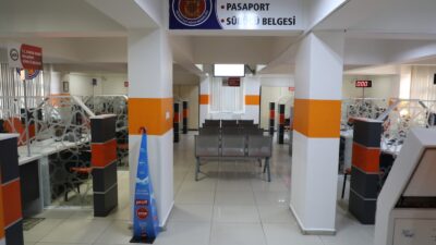 2025 Yükseköğretim Kurumları Sınavı (YKS), Türkiye genelinde milyonlarca adayın ter