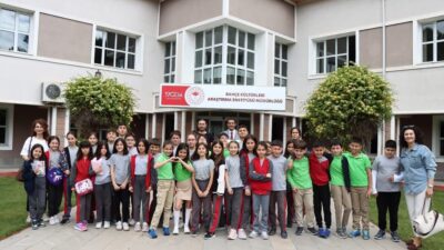 Erzincan Özel Fidem Okulları öğretmen ve öğrencileri, tarım ve bitki