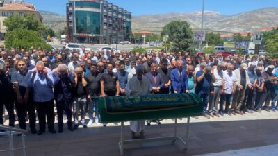 Erzincan Binali Yıldırım Üniversitesi Eğitim Fakültesi’nin emekli öğretim üyelerinden Prof.
