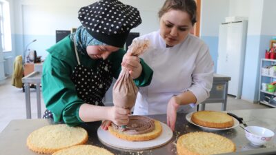 Üzümlü Mesleki ve Teknik Anadolu Lisesi’nde eğitim gören 12. sınıf