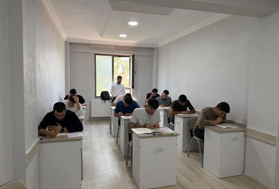 Diyanet İşleri Başkanlığı koordinasyonunda yürütülen III. Dönem Aday Din Görevlileri