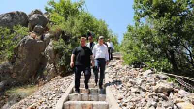 Erzincan Valisi Hamza Aydoğdu ve Kemaliye Kaymakamı Emirhan Arıkan, ilçenin