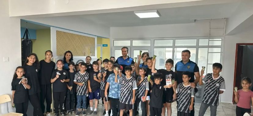 Erzincan İl Emniyet Müdürlüğü Toplum Destekli Polislik Şube Müdürlüğü ekipleri,