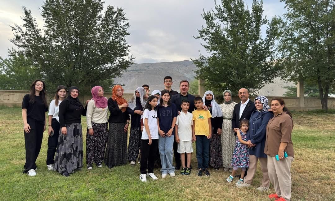 Erzincan Valisi Hamza Aydoğdu, hafta sonu Ekşisu Mesire Alanı’nı ziyaret