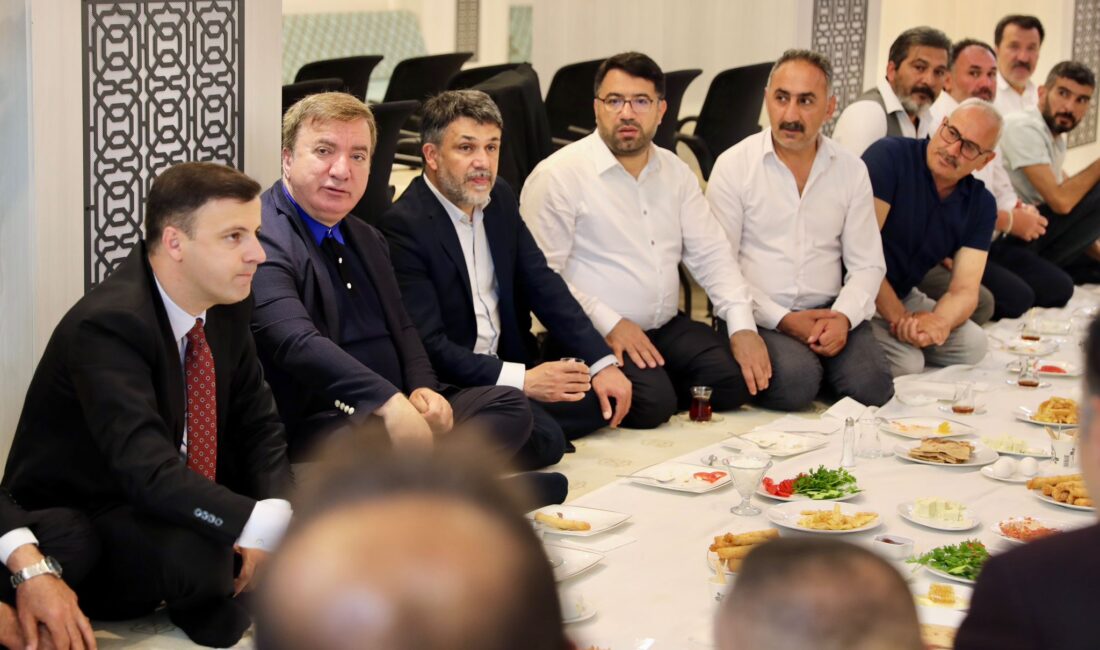 Erzincan Valisi Hamza Aydoğdu, Erzincan Müftülüğü Diyanet Gençlik Merkezi’nde, Erzincan