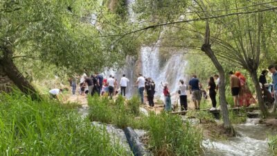 Erzincan’ın doğa harikaları arasında en dikkat çekenlerinden biri olan Girlevik
