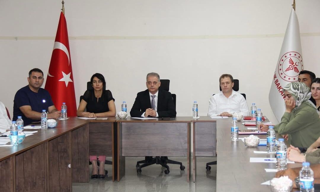 Kamu Hastaneleri Genel Müdürü Dr. Hakan Usta’nın başkanlığında düzenlenen Kamu