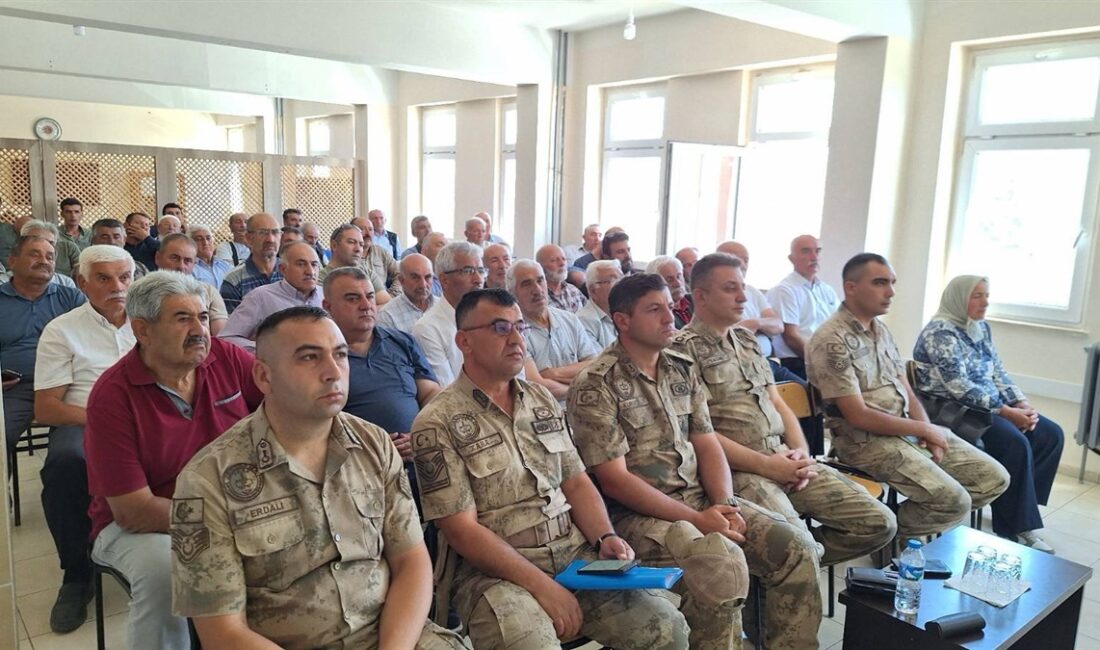 Erzincan İl Jandarma Komutanlığı, vatandaşların huzur ve güvenliğini sağlamak amacıyla