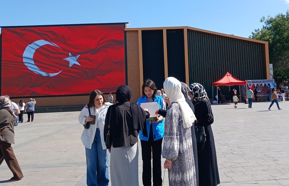 Ülkü Ocakları Erzincan İl Başkanlığı ile Orhun Gençlik Kulübü, şehitleri