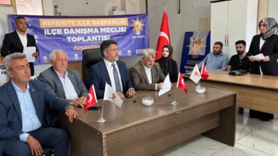 AK Parti Erzincan İl Başkanı Alpay Kabadayı, Refahiye ilçesinde bir