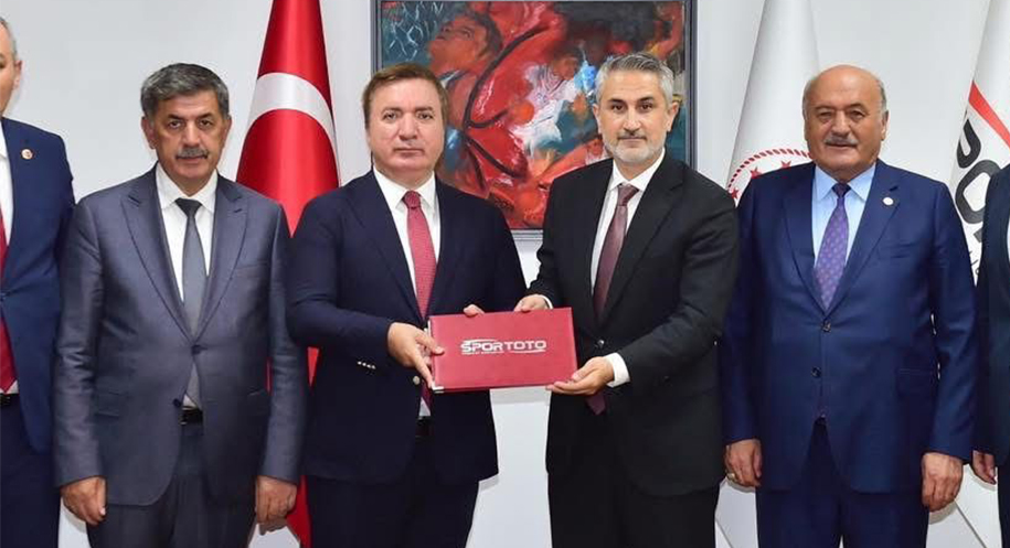 Erzincan il protokolü Erzincan’a kazandırılacak spor yatırımları ve TOKİ projeleri