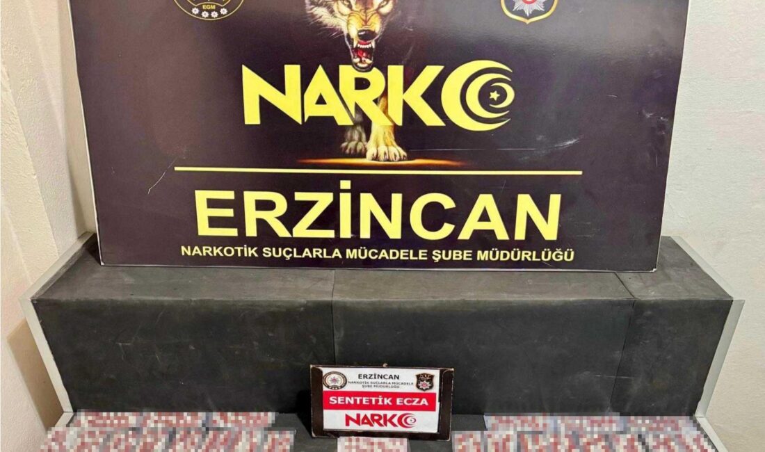Erzincan’da polis ekiplerince düzenlenen operasyonda 643 adet sentetik ecza maddesi