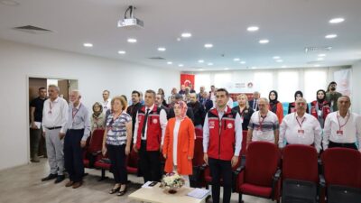 Erzincan Aile ve Sosyal Hizmetler İl Müdürlüğü konferans salonu, yaşlı