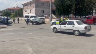 Erzincan’ın merkezinde bulunan İnönü Mahallesi’nde öğle saatlerinde meydana gelen trafik