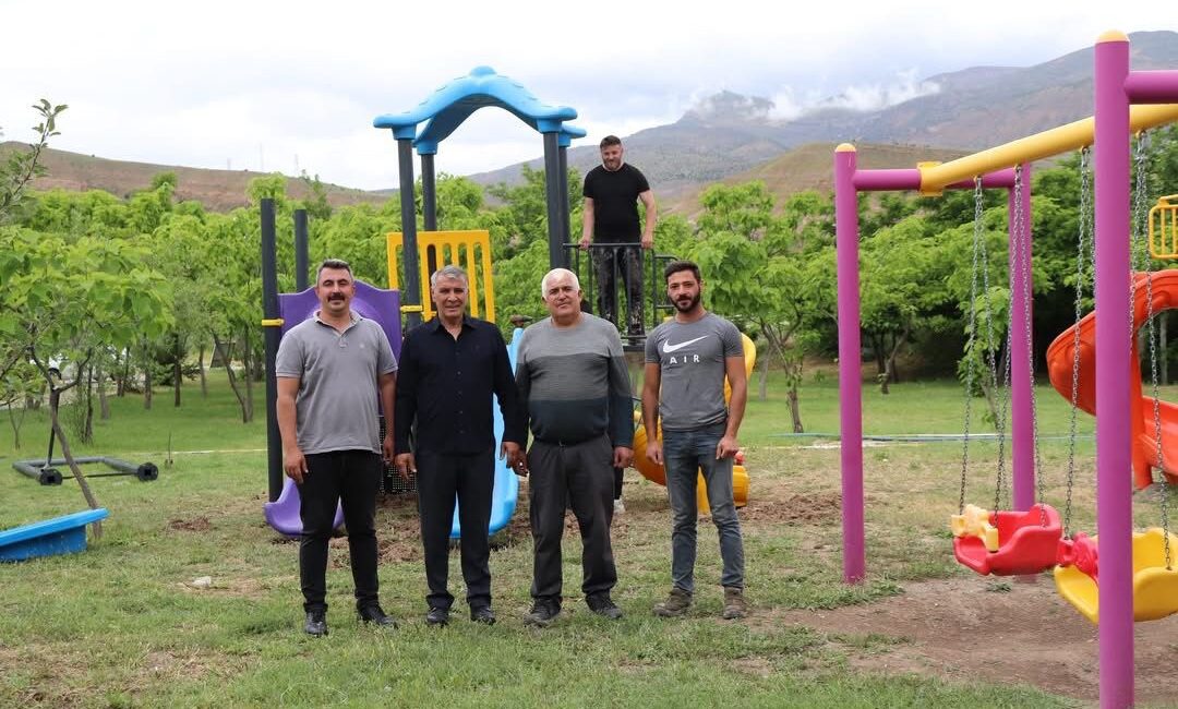 Kemah Belediyesi, ilçedeki çocuk parklarını yenileme ve kent yaşamını iyileştirme
