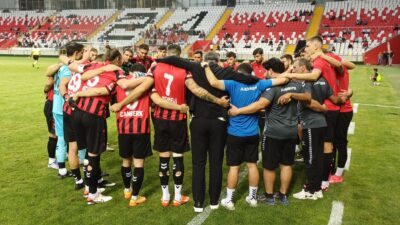 TFF 2. Lig Beyaz Grup’un 2. haftasında Anagold 24 Erzincanspor,
