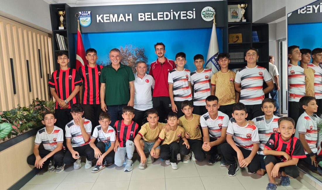 Kemah Belediyesi, ilçede sporun ve sporcuların yanında olmayı sürdürüyor. Bu