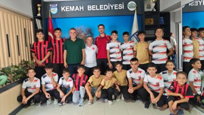 Kemah Belediyesi, ilçede sporun ve sporcuların yanında olmayı sürdürüyor. Bu