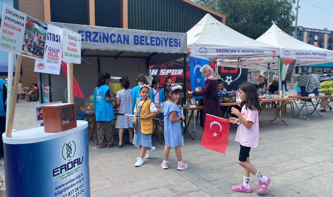 Erzincan’da yaz Kur’an kurslarında eğitim alan öğrenciler, anlamlı bir dayanışma