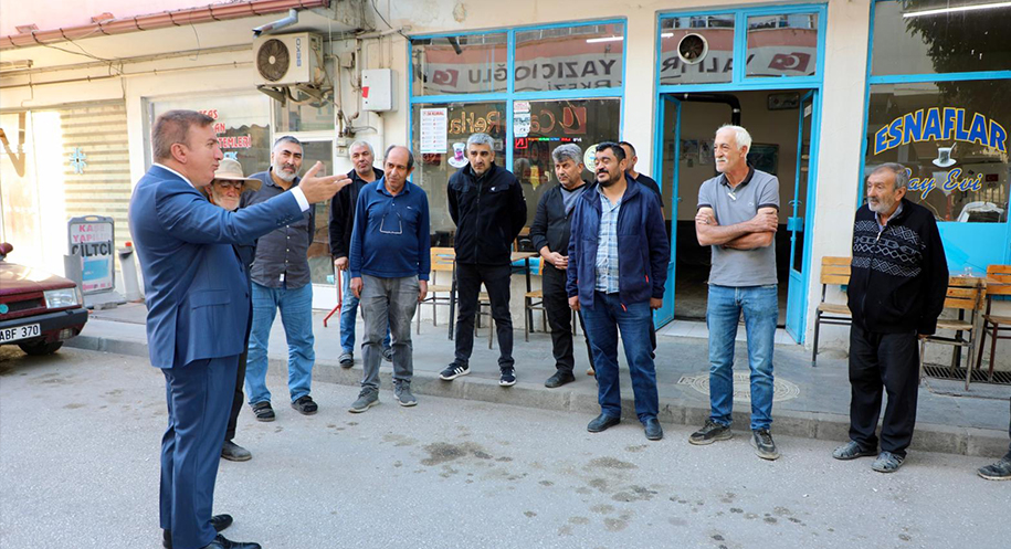 Haber: Muhammed Enes Sevilir Erzincan Valisi Hamza Aydoğdu, esnafla bir