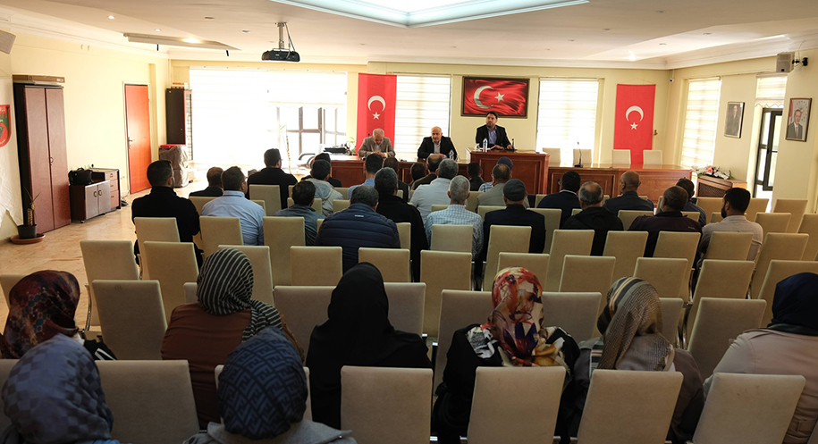 Haber: Muhammed Enes Sevilir Erzincan’ın Üzümlü ilçesinde din gönüllüleri anlamlı