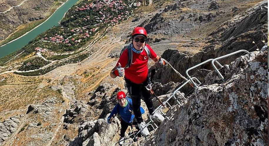 Haber: Muhammed Enes Sevilir Kemaliye ilçesi, eşsiz doğa sporlarından biri