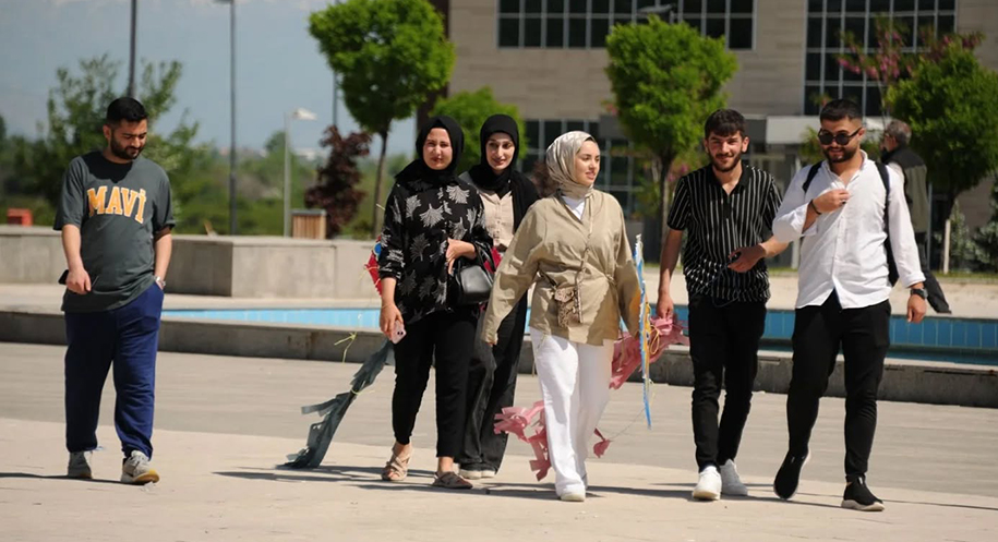 Haber: Muhammed Enes Sevilir Erzincan Kültür ve Eğitim Vakfı (EKEV),