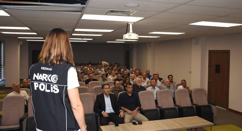 Haber: Muhammed Enes Sevilir Erzincan’da uyuşturucuyla mücadele çalışmaları kapsamında mahalle