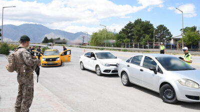 Haber: Muhammed Enes Sevilir Erzincan İl Emniyet Müdürlüğü ekipleri, şehir