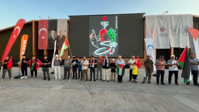 Erzincan Dörtyol Cumhuriyet Meydanı, Anadolu Gençlik Derneği (AGD) ve çeşitli