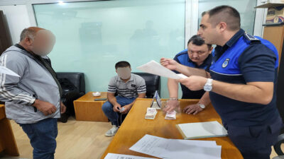 Erzincan Belediyesi Zabıta Müdürlüğü ekipleri, şehir genelinde dilencilik faaliyetlerine yönelik