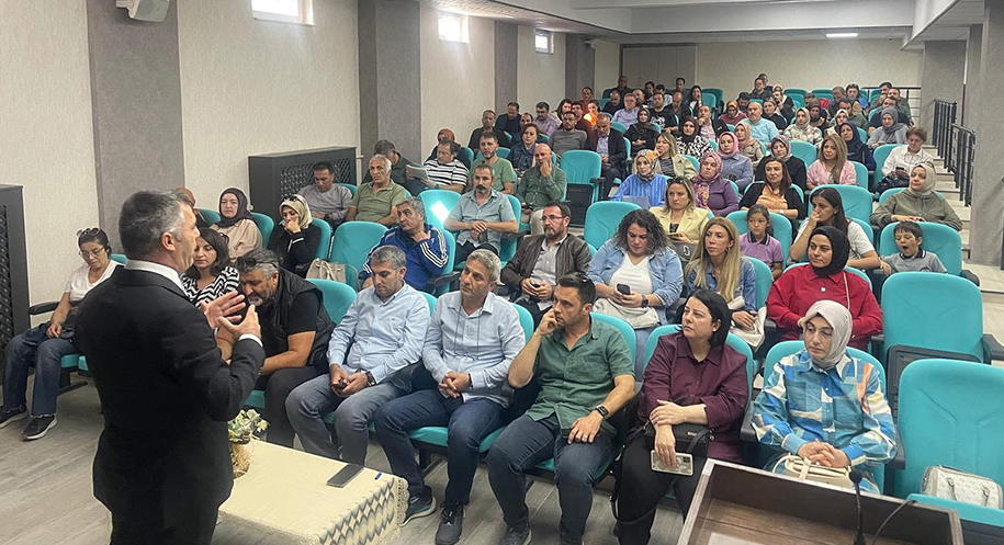 Haber: Muhammed Enes Sevilir Erzincan merkezinde görev yapan tüm ortaöğretim